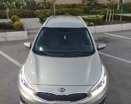 Серый Киа Сид, объемом двигателя 1.58 л и пробегом 182 тыс. км за 11650 $, фото 23 на Automoto.ua