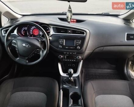 Серый Киа Сид, объемом двигателя 1.58 л и пробегом 182 тыс. км за 11650 $, фото 38 на Automoto.ua