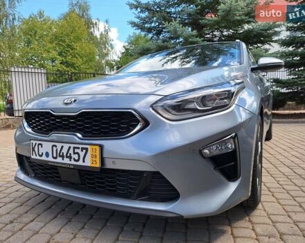 Серый Киа Сид, объемом двигателя 1.4 л и пробегом 220 тыс. км за 13800 $, фото 6 на Automoto.ua
