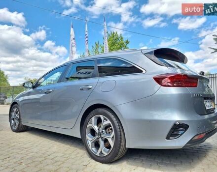 Серый Киа Сид, объемом двигателя 1.4 л и пробегом 220 тыс. км за 13800 $, фото 2 на Automoto.ua