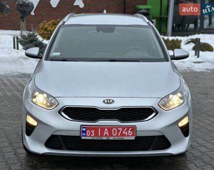 Сірий Кіа Сід, об'ємом двигуна 1.6 л та пробігом 253 тис. км за 12499 $, фото 22 на Automoto.ua