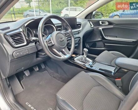 Серый Киа Сид, объемом двигателя 1.4 л и пробегом 220 тыс. км за 13800 $, фото 18 на Automoto.ua