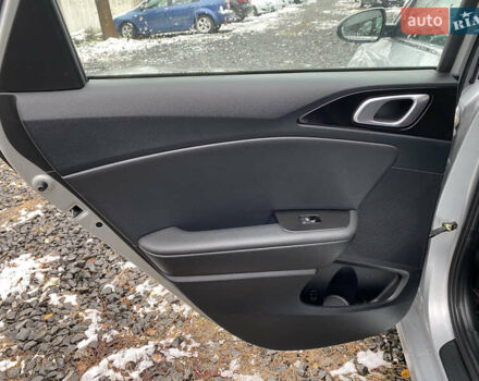 Серый Киа Сид, объемом двигателя 1.6 л и пробегом 261 тыс. км за 12700 $, фото 23 на Automoto.ua