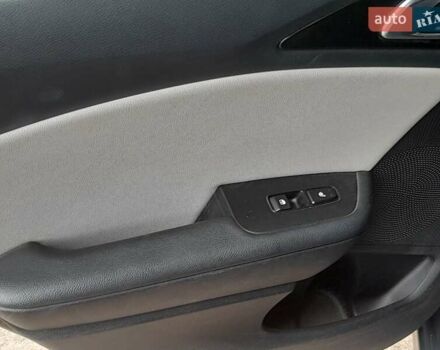 Серый Киа Сид, объемом двигателя 1.59 л и пробегом 189 тыс. км за 14100 $, фото 7 на Automoto.ua