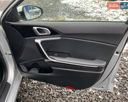 Серый Киа Сид, объемом двигателя 1.6 л и пробегом 261 тыс. км за 12700 $, фото 16 на Automoto.ua