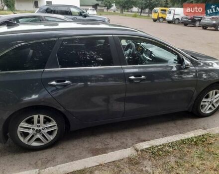 Серый Киа Сид, объемом двигателя 1.59 л и пробегом 189 тыс. км за 14100 $, фото 9 на Automoto.ua