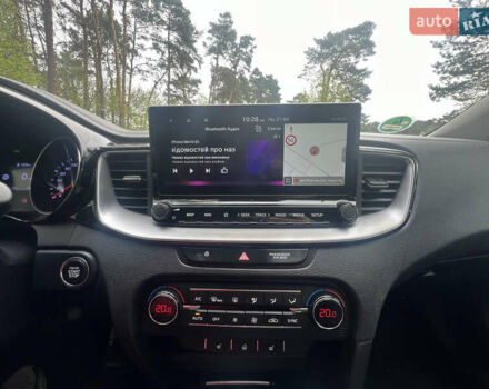 Серый Киа Сид, объемом двигателя 1.6 л и пробегом 150 тыс. км за 14999 $, фото 11 на Automoto.ua