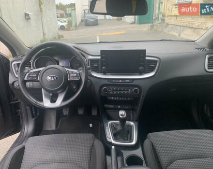 Серый Киа Сид, объемом двигателя 1.6 л и пробегом 143 тыс. км за 14999 $, фото 9 на Automoto.ua