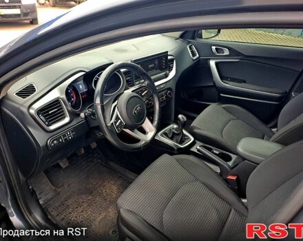 Сірий Кіа Сід, об'ємом двигуна 1.6 л та пробігом 83 тис. км за 13950 $, фото 3 на Automoto.ua