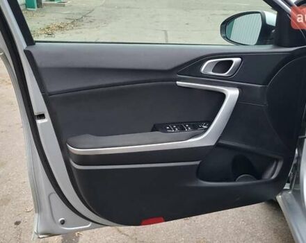 Серый Киа Сид, объемом двигателя 1.6 л и пробегом 198 тыс. км за 13500 $, фото 23 на Automoto.ua