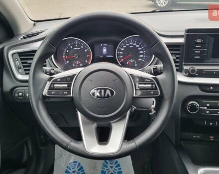 Серый Киа Сид, объемом двигателя 1.6 л и пробегом 198 тыс. км за 13500 $, фото 1 на Automoto.ua