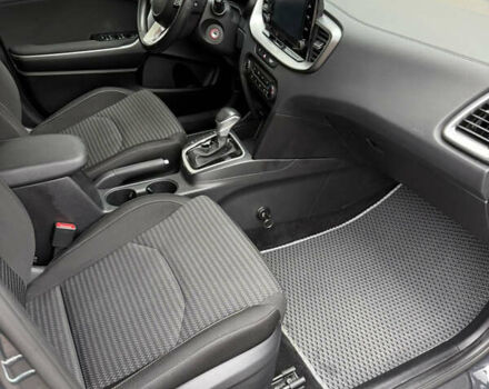 Серый Киа Сид, объемом двигателя 1.59 л и пробегом 29 тыс. км за 18200 $, фото 2 на Automoto.ua