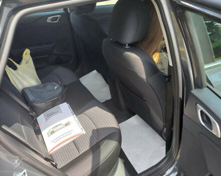 Серый Киа Сид, объемом двигателя 1.6 л и пробегом 25 тыс. км за 17500 $, фото 9 на Automoto.ua