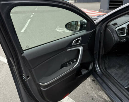 Серый Киа Сид, объемом двигателя 1.59 л и пробегом 29 тыс. км за 18200 $, фото 10 на Automoto.ua