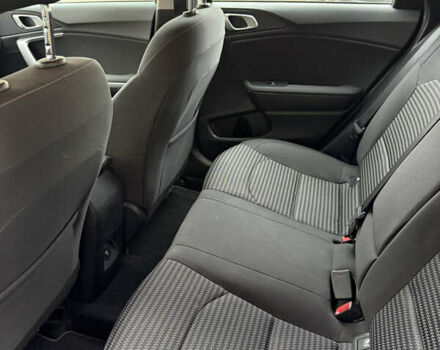 Серый Киа Сид, объемом двигателя 1.59 л и пробегом 29 тыс. км за 18200 $, фото 4 на Automoto.ua