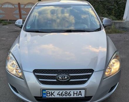 Серый Киа Сид, объемом двигателя 1.59 л и пробегом 206 тыс. км за 6200 $, фото 1 на Automoto.ua