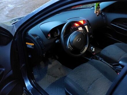 Сірий Кіа Сід, об'ємом двигуна 1.6 л та пробігом 290 тис. км за 6300 $, фото 1 на Automoto.ua