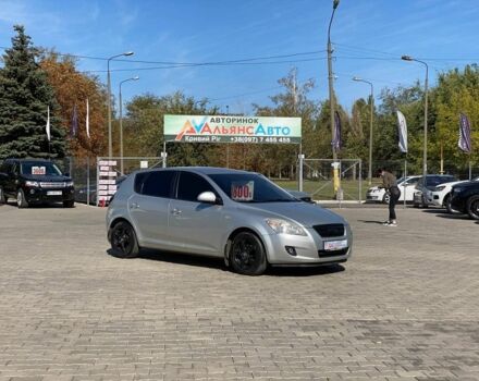 Серый Киа Сид, объемом двигателя 1.6 л и пробегом 244 тыс. км за 5700 $, фото 1 на Automoto.ua
