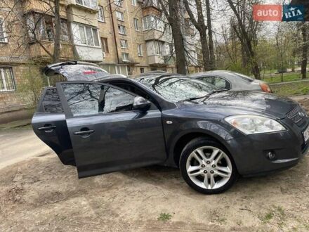Кіа Сід 2007 у Києві на Automoto.ua Сірий Кіа Сід, об'ємом двигуна 1.6 л та пробігом 229 тис. км за 6100 $, фото 1 на Automoto.ua