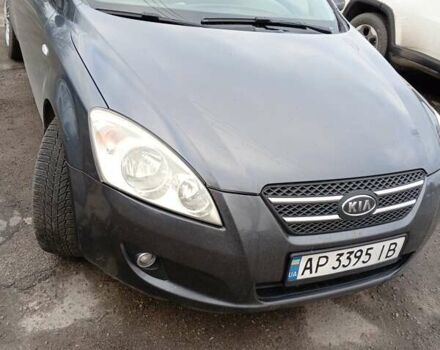 Серый Киа Сид, объемом двигателя 1.6 л и пробегом 270 тыс. км за 5000 $, фото 1 на Automoto.ua
