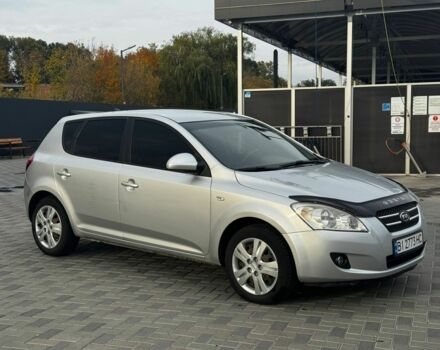 Серый Киа Сид, объемом двигателя 1.6 л и пробегом 230 тыс. км за 4900 $, фото 1 на Automoto.ua