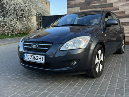 Киа Сид 2007 в Владимир-Волынский на Automoto.ua Серый Киа Сид, объемом двигателя 1.4 л и пробегом 228 тыс. км за 4850 $, фото 1 на Automoto.ua