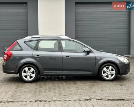 Серый Киа Сид, объемом двигателя 1.6 л и пробегом 178 тыс. км за 5399 $, фото 1 на Automoto.ua