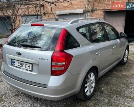 Серый Киа Сид, объемом двигателя 1.6 л и пробегом 181 тыс. км за 5600 $, фото 1 на Automoto.ua