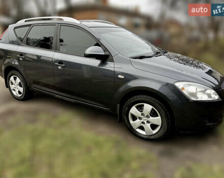 Серый Киа Сид, объемом двигателя 1.59 л и пробегом 171 тыс. км за 6600 $, фото 1 на Automoto.ua