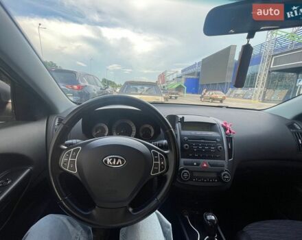 Сірий Кіа Сід, об'ємом двигуна 1.59 л та пробігом 245 тис. км за 4700 $, фото 1 на Automoto.ua