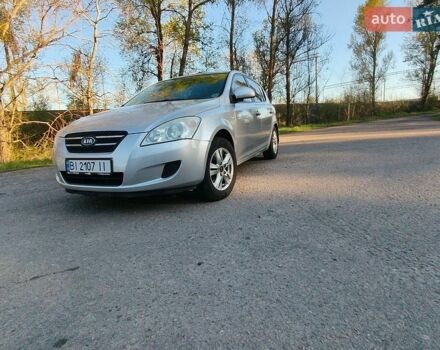 Серый Киа Сид, объемом двигателя 1.39 л и пробегом 209 тыс. км за 4999 $, фото 1 на Automoto.ua
