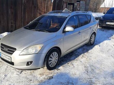 Серый Киа Сид, объемом двигателя 1.6 л и пробегом 263 тыс. км за 6800 $, фото 1 на Automoto.ua