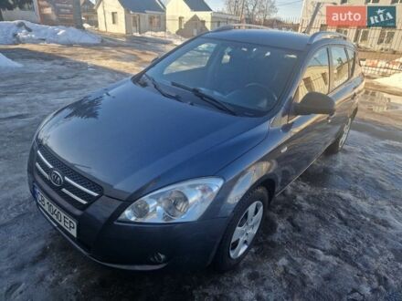 Серый Киа Сид, объемом двигателя 1.6 л и пробегом 284 тыс. км за 4700 $, фото 1 на Automoto.ua