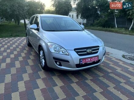 Серый Киа Сид, объемом двигателя 2 л и пробегом 136 тыс. км за 7700 $, фото 1 на Automoto.ua