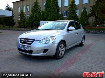 Сірий Кіа Сід, об'ємом двигуна 1.6 л та пробігом 290 тис. км за 5900 $, фото 1 на Automoto.ua