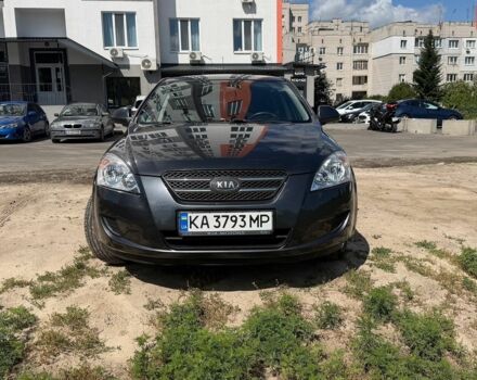 Серый Киа Сид, объемом двигателя 1.6 л и пробегом 313 тыс. км за 4900 $, фото 1 на Automoto.ua