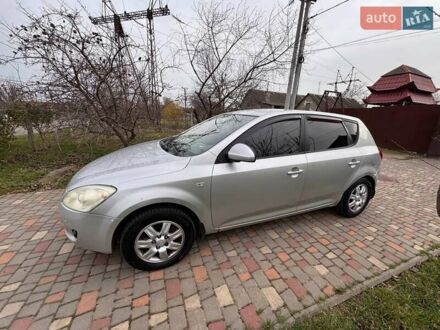 Киа Сид 2007 в Одессе на Automoto.ua Серый Киа Сид, объемом двигателя 1.98 л и пробегом 270 тыс. км за 6300 $, фото 1 на Automoto.ua