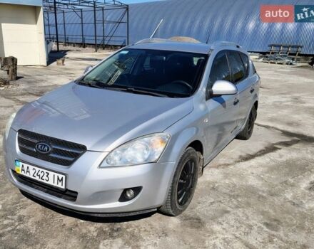 Серый Киа Сид, объемом двигателя 1.58 л и пробегом 177 тыс. км за 4900 $, фото 1 на Automoto.ua
