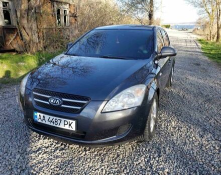 Сірий Кіа Сід, об'ємом двигуна 1.6 л та пробігом 300 тис. км за 4500 $, фото 1 на Automoto.ua