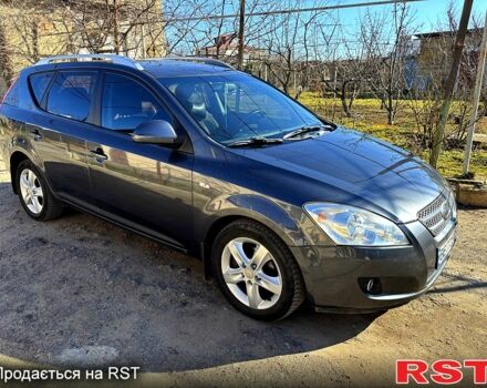 Серый Киа Сид, объемом двигателя 1.6 л и пробегом 350 тыс. км за 5500 $, фото 1 на Automoto.ua
