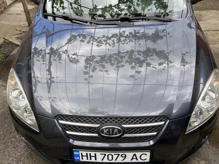 Киа Сид 2008 в Черноморске (Ильичевске) на Automoto.ua Серый Киа Сид, объемом двигателя 1.59 л и пробегом 203 тыс. км за 6300 $, фото 1 на Automoto.ua