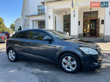 Серый Киа Сид, объемом двигателя 1.6 л и пробегом 224 тыс. км за 5300 $, фото 1 на Automoto.ua