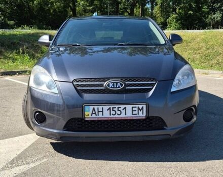 Серый Киа Сид, объемом двигателя 1.4 л и пробегом 174 тыс. км за 5500 $, фото 1 на Automoto.ua