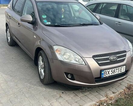 Сірий Кіа Сід, об'ємом двигуна 1.58 л та пробігом 304 тис. км за 4950 $, фото 1 на Automoto.ua