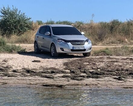 Серый Киа Сид, объемом двигателя 1.4 л и пробегом 109 тыс. км за 5000 $, фото 1 на Automoto.ua