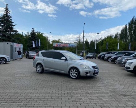 Серый Киа Сид, объемом двигателя 1.4 л и пробегом 220 тыс. км за 5400 $, фото 1 на Automoto.ua