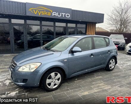 Сірий Кіа Сід, об'ємом двигуна 1.4 л та пробігом 1410 тис. км за 5999 $, фото 1 на Automoto.ua