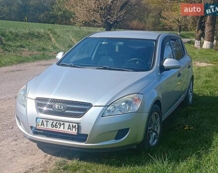 Серый Киа Сид, объемом двигателя 1.4 л и пробегом 127 тыс. км за 5500 $, фото 1 на Automoto.ua