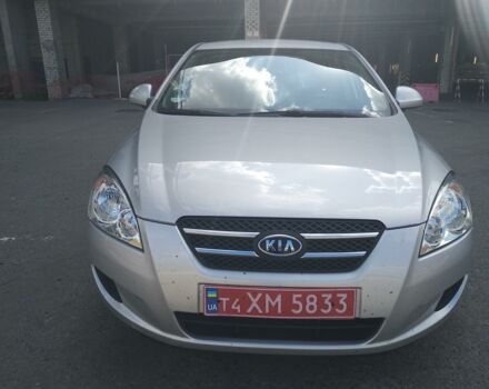 Серый Киа Сид, объемом двигателя 1.6 л и пробегом 108 тыс. км за 6666 $, фото 1 на Automoto.ua