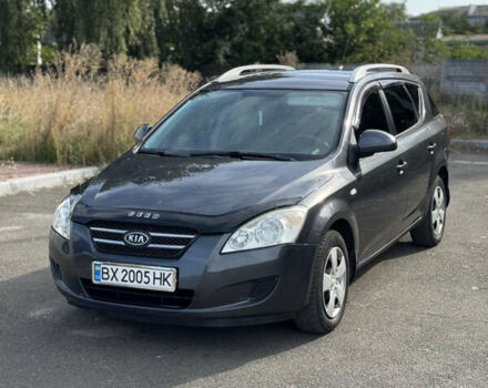 Серый Киа Сид, объемом двигателя 1.6 л и пробегом 289 тыс. км за 5400 $, фото 1 на Automoto.ua